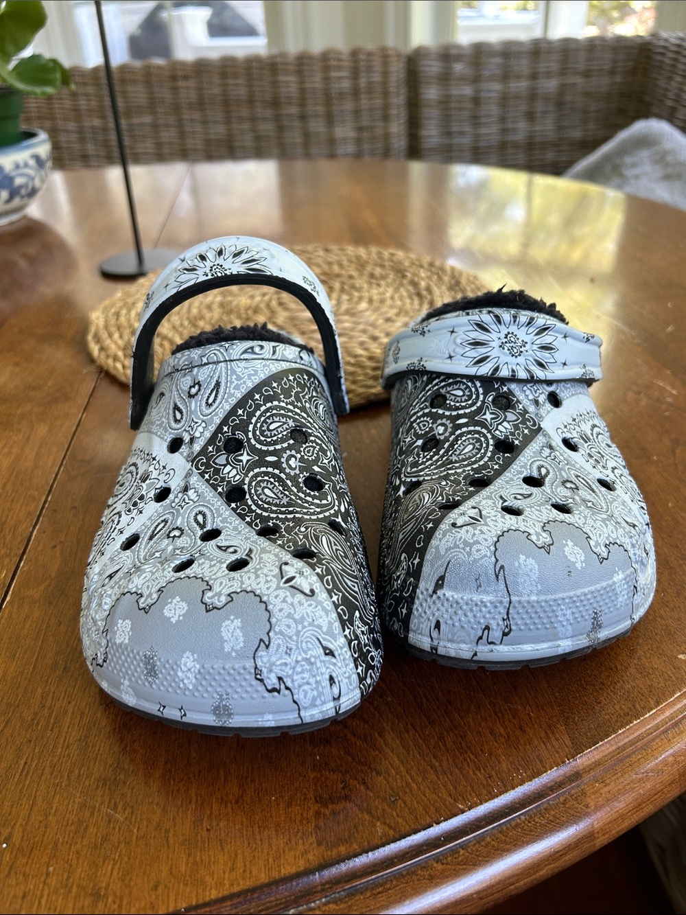 CROCS Black & gray Paisley Slip-On Clog Mules